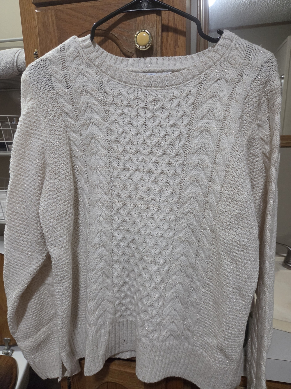 Time and Tru Cream Cable Knit Crewneck Sweater